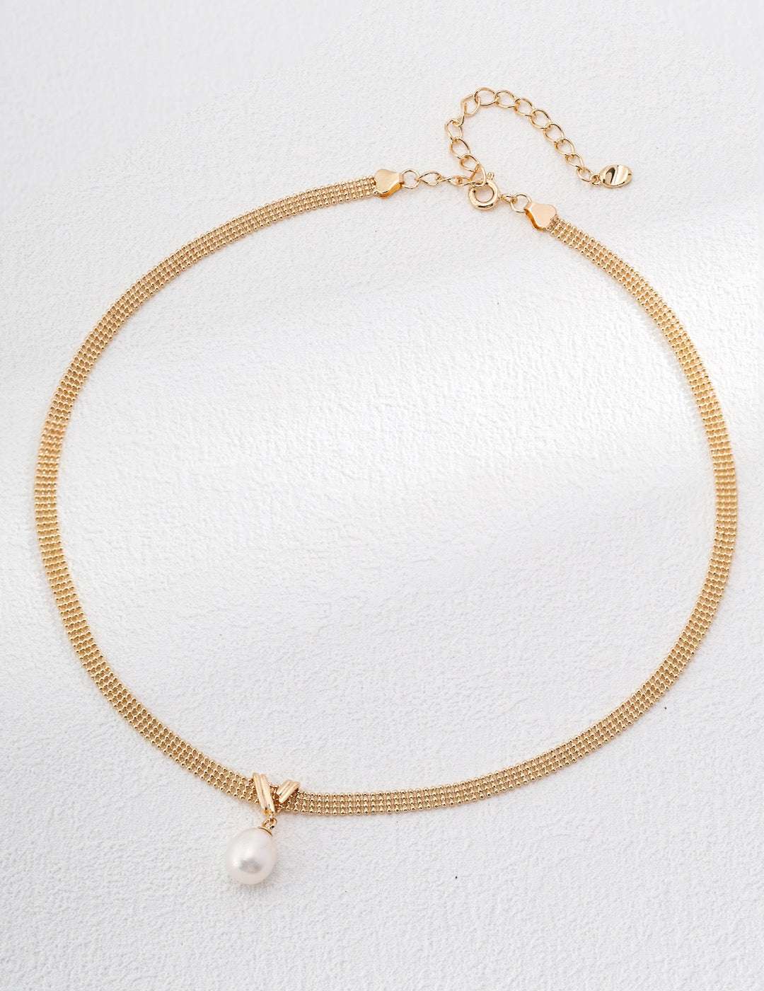pearl necklace