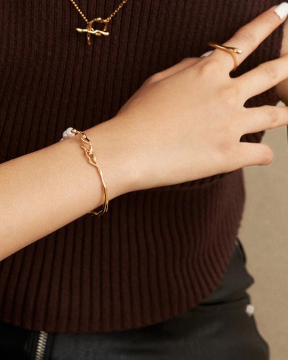 Personalized Bracelet – Custom Jewelry for Special Gifts