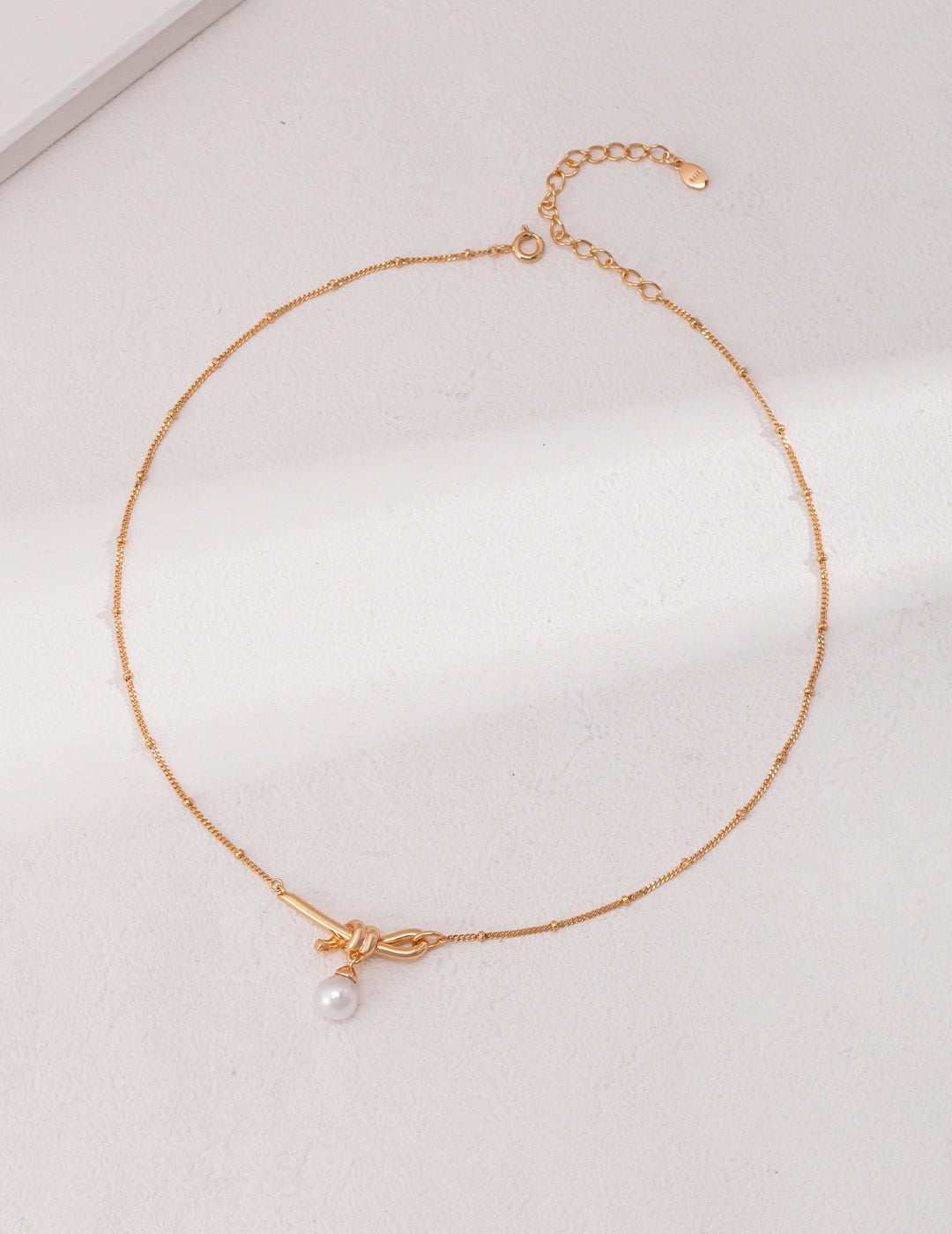 Knot Necklace