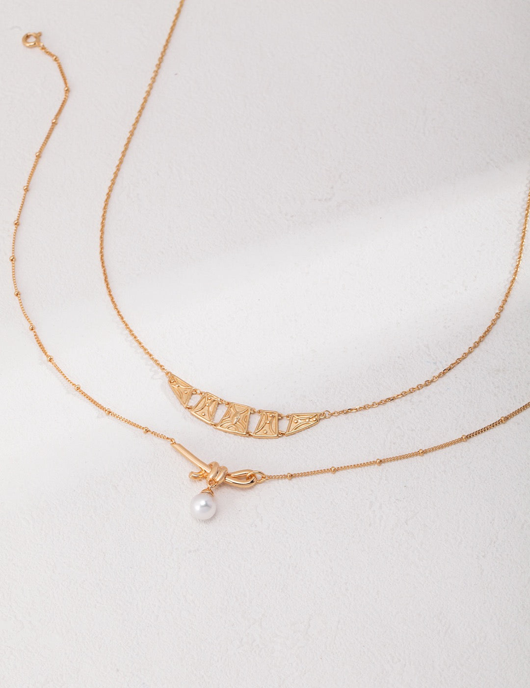 Knot Necklace