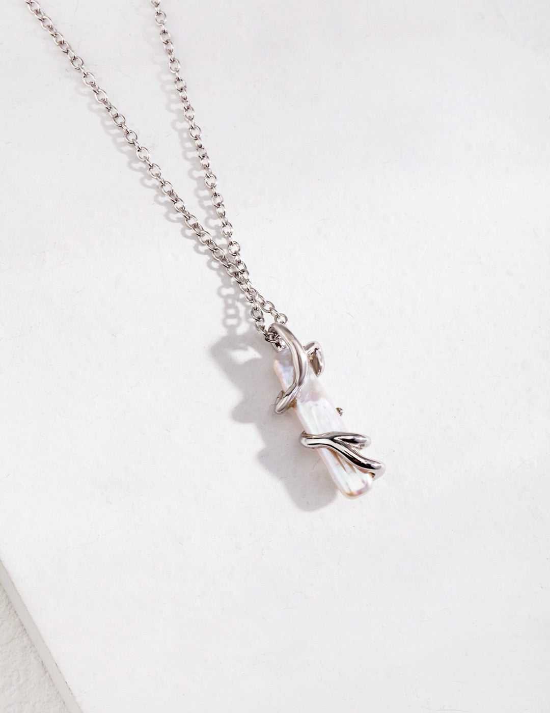 pearl necklace