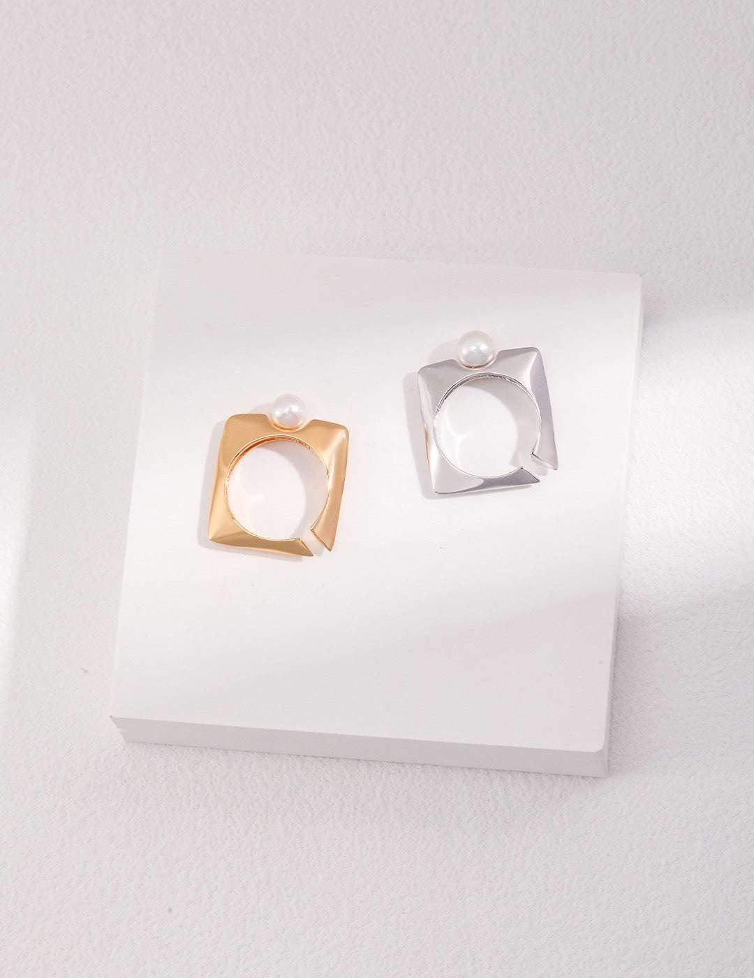 Pearl Ring