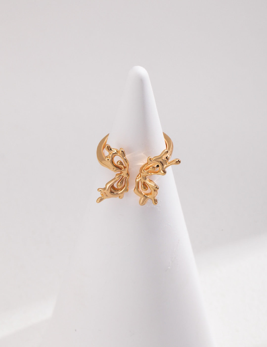 Adjustable butterfly Ring – Perfect for Custom Fits and Stylish Looks
