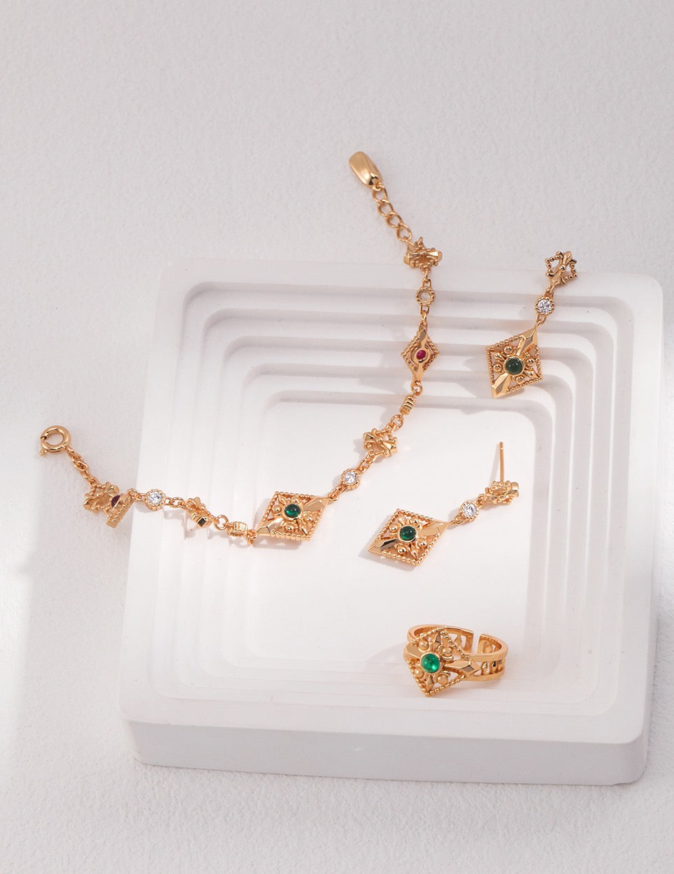 Stylish and Versatile Jewelry Collection