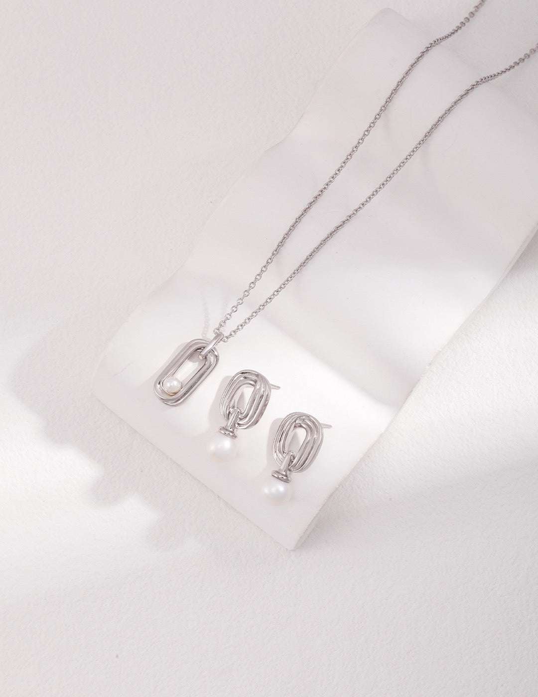 Gold-Plated Jewelry Set – Perfect Match for Any Occasion