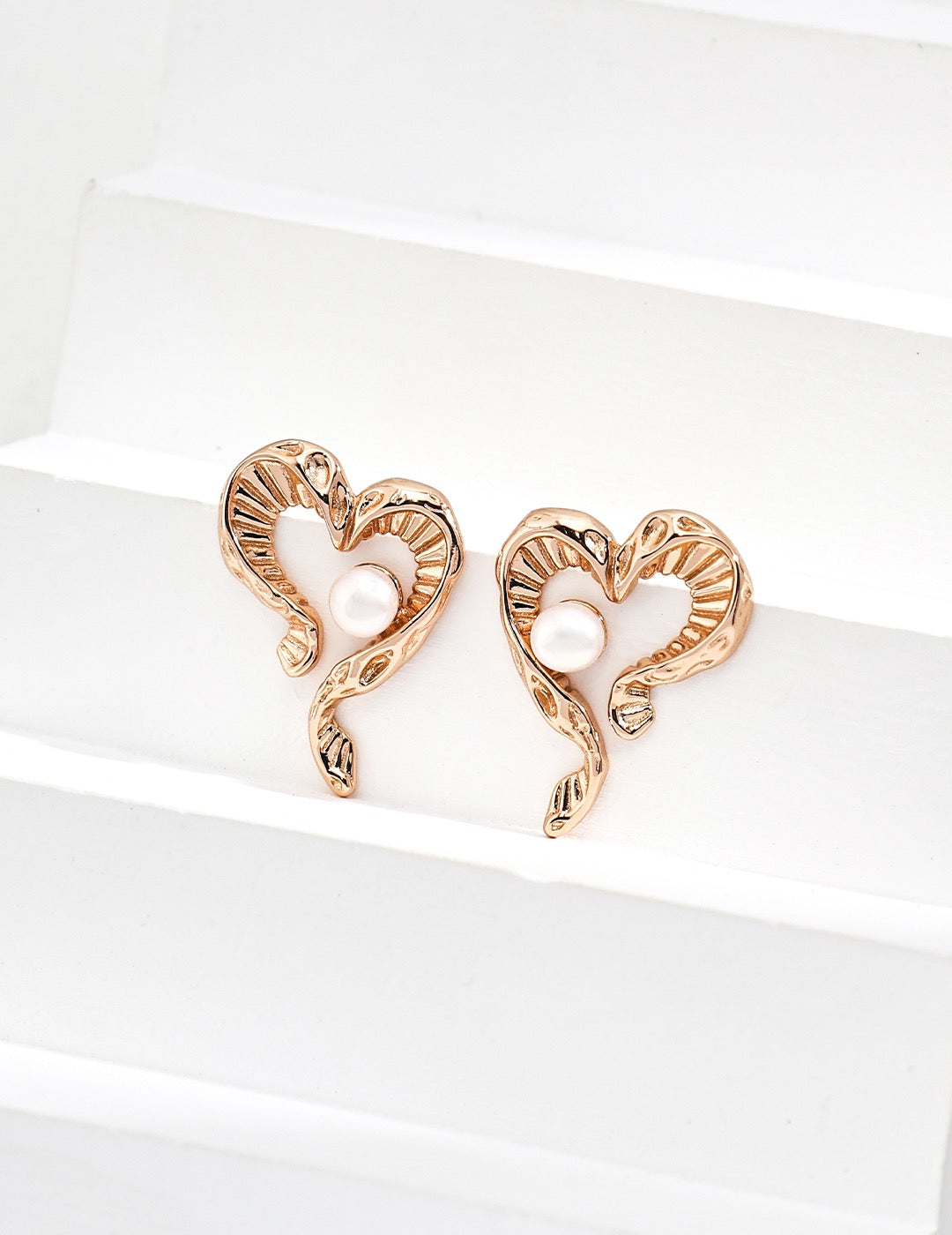 heart Stylish Silver Earrings – Simple and Timeless