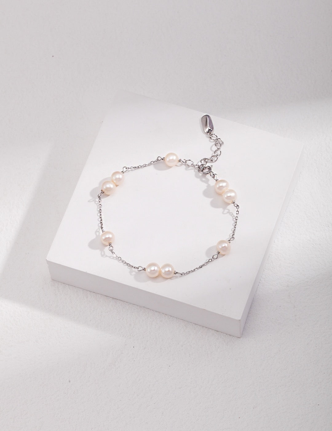 Sterling Silver Bracelet – Dainty and Minimalist Jewelry